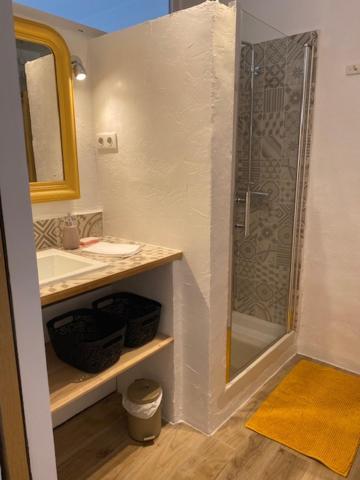 Lumineux Exterieur Proche Gare Et Stationnement Prive Apartment Avignon Exterior foto